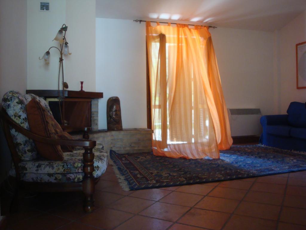 Affitta Camere Il Ruscello Scheggino Εξωτερικό φωτογραφία