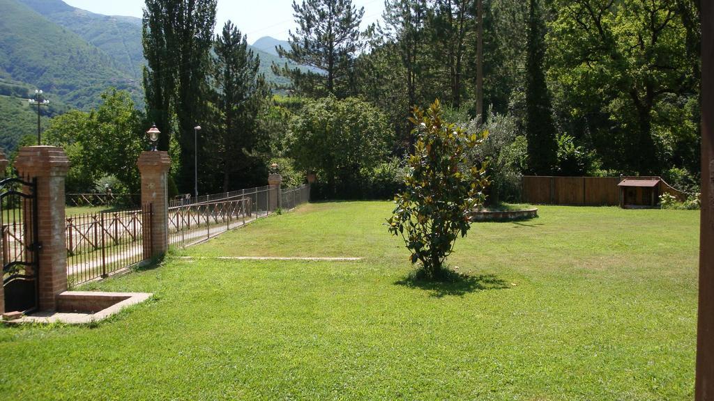 Affitta Camere Il Ruscello Scheggino Εξωτερικό φωτογραφία